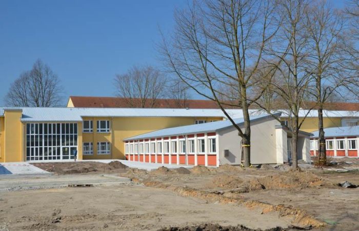 20200407 Neubau-Schule 20 Blick-hintererEingang-PavillonD